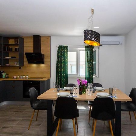 City Apartment Nora, Old Town Located, Free Parking Makarska Ngoại thất bức ảnh