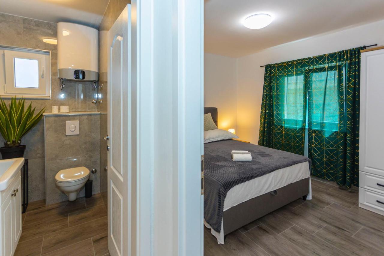 City Apartment Nora, Old Town Located, Free Parking Makarska Ngoại thất bức ảnh